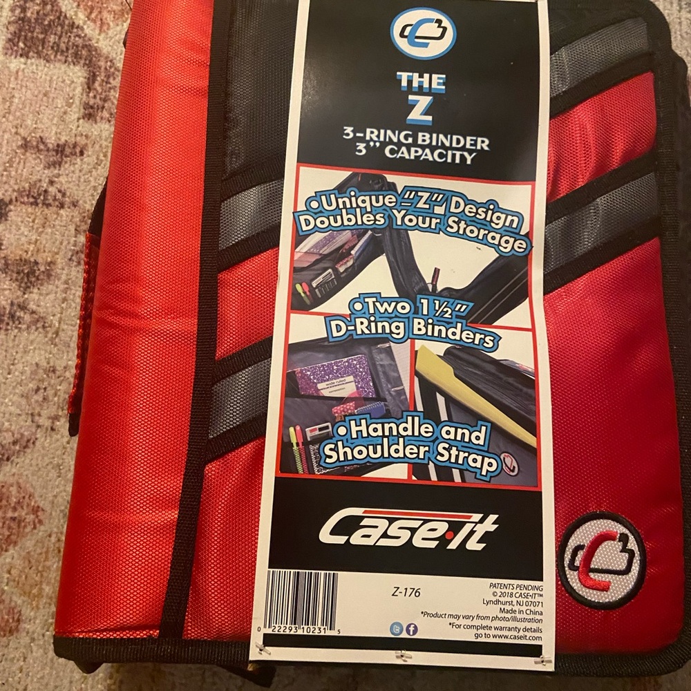 Case-it The Z, 2-in-1 Zipper 3-Ring Binder, 3" Capacity, Red/ Grey, Z-176